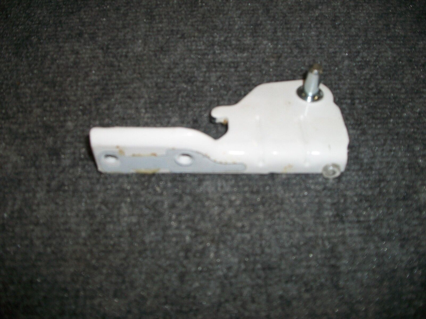 Charnière centrale du réfrigérateur LG 4775JJ2019B