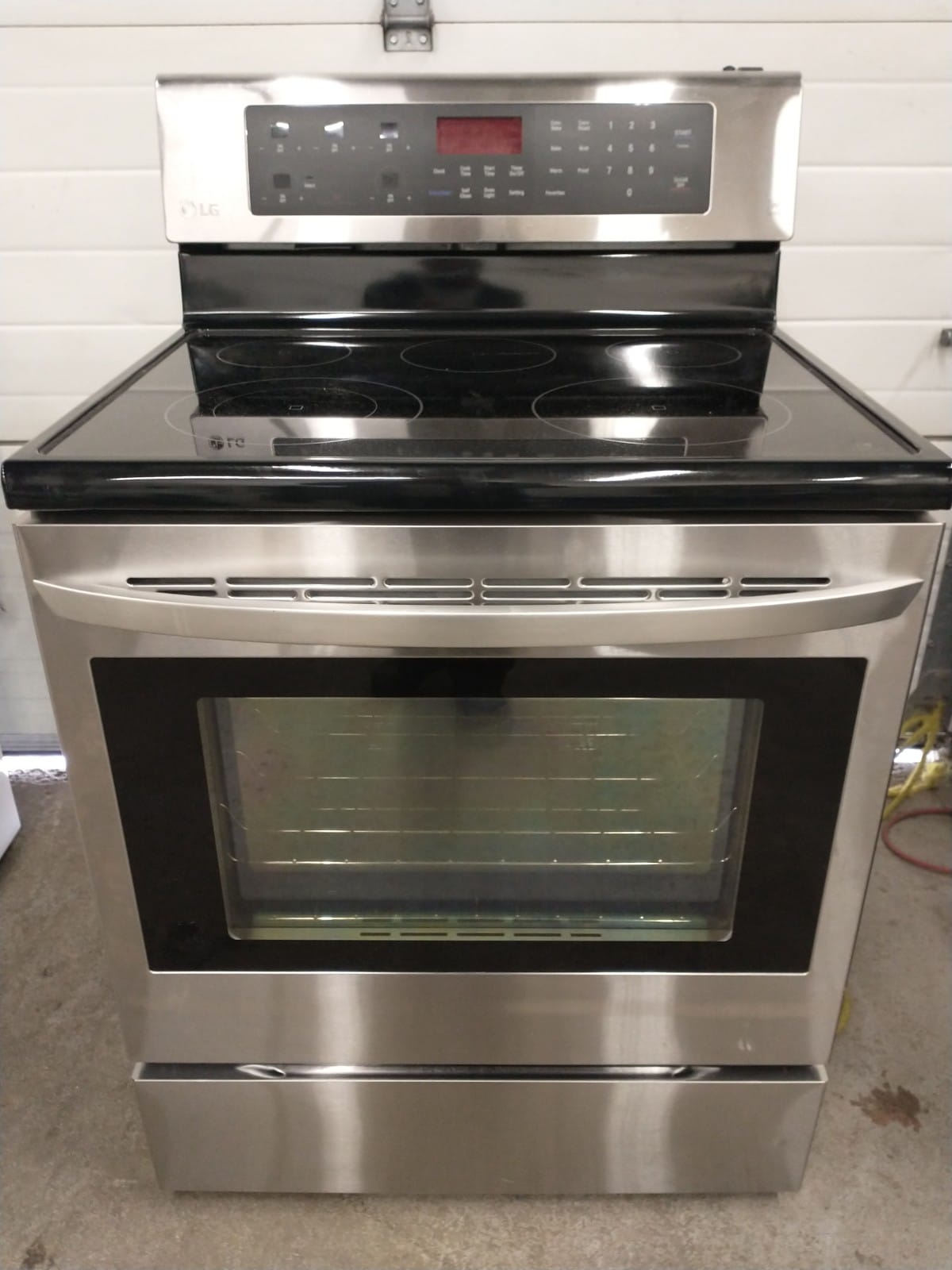 Cuisinière LG LRE6383ST