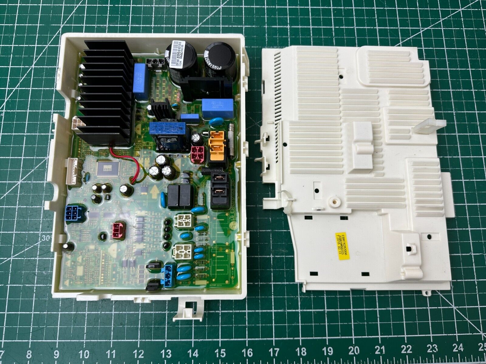 LG EBR79950222 Main PCB Assembly